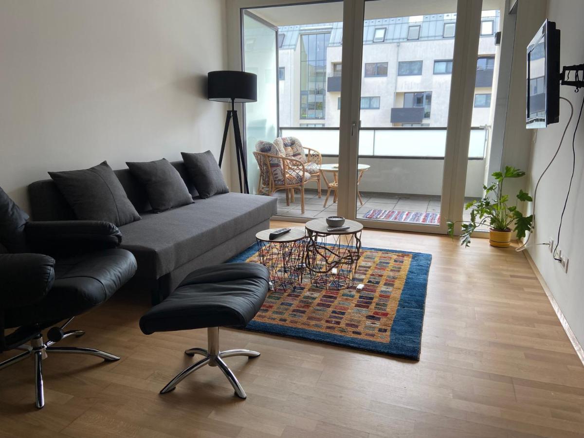 Apartment 9 Stops Away From City-Centre Wien Exterior foto
