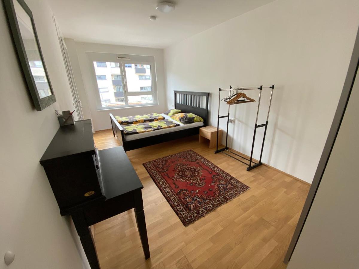 Apartment 9 Stops Away From City-Centre Wien Exterior foto